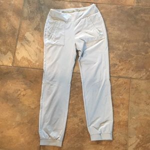 Girls athleta lightweight joggers!